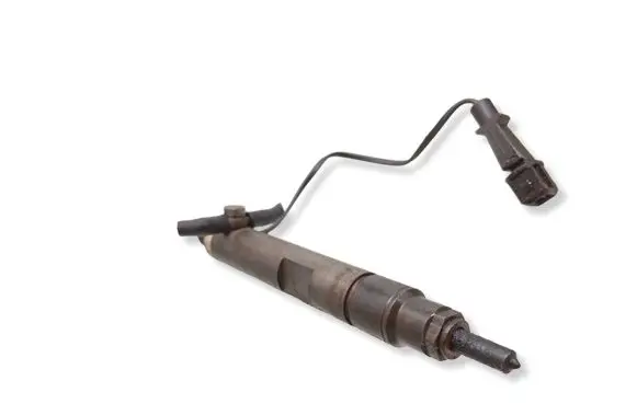 Audi A6 S6 C5 4B Fuel injector 028130201S
