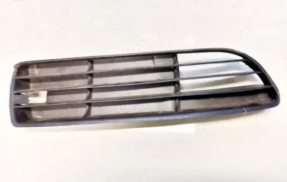 Audi A4 S4 B5 8D Front bumper lower grill 8d0807346g