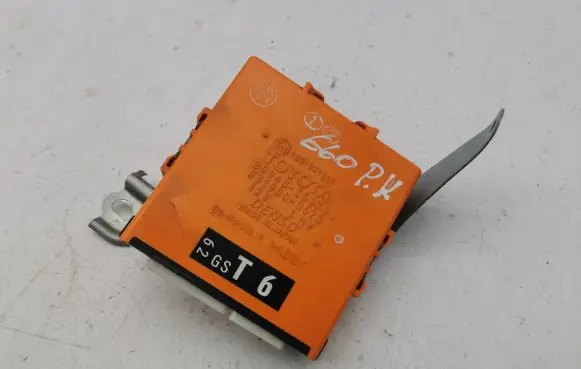 Lexus GS 300 350 430 450H Light module LCM 8994030130