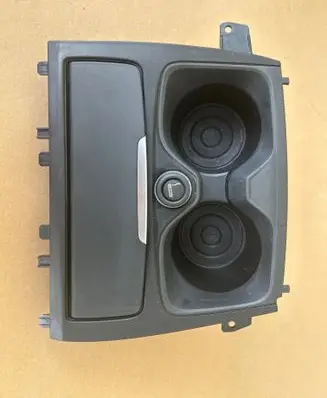 BMW 1 F20 F21 Cup holder front 9207320 162083 5116