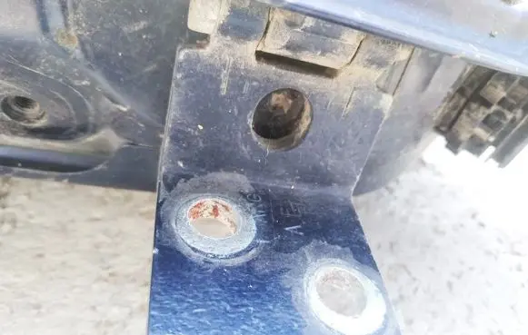 Rear door lower hinge