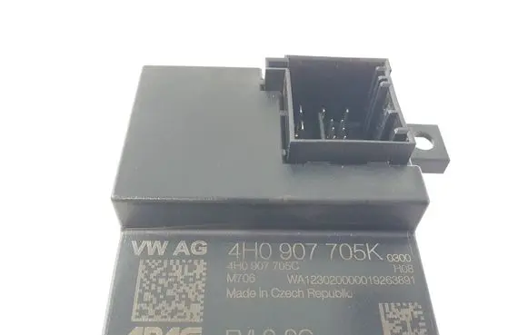 Audi A6 S6 C7 4G Steering rack control module 4H0907705K