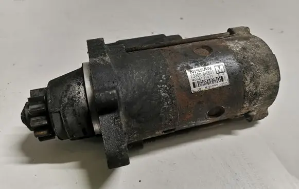 Nissan X-Trail T30 Starter motor 233008H801