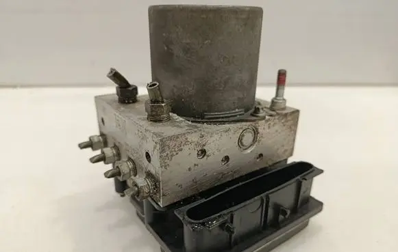Toyota Avensis T270 ABS Pump 0265252483 4454005140 15022584089