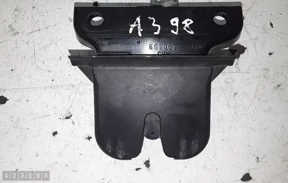 Audi A3 S3 8L Tailgate/trunk/boot lock/catch/latch 8L0827505E