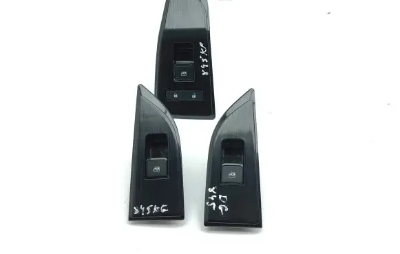 Nissan Qashqai J12 Electric window control switch 809616UA0A 829616UA2A