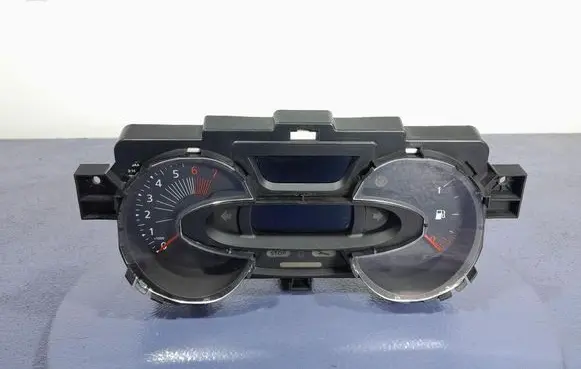 Speedometer (instrument cluster)