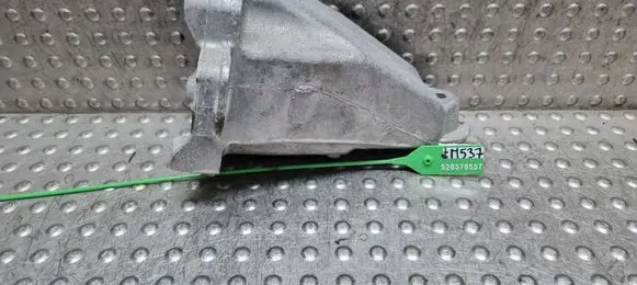 Mercedes-Benz C W205 Engine mounting bracket S26378537 A2742231004