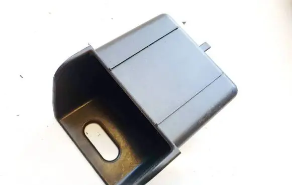 Mercedes-Benz E W211 Car ashtray a2116830075