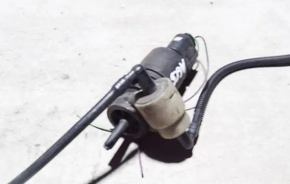 Windscreen/windshield washer pump