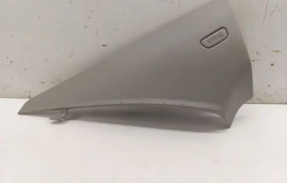 BMW 2 F44 (C) pillar trim 7475555