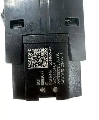 BMW 7 G11 G12 Hazard light switch 3474320104 6993047 2C699304701