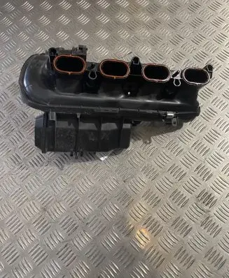 Mercedes-Benz GLC X253 C253 Intake manifold A2740900037