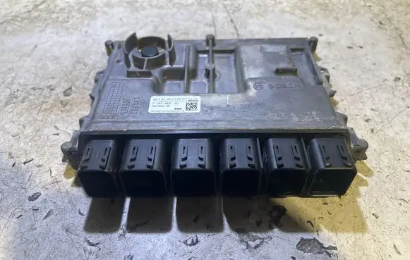 BMW X1 U11 Engine control unit/module 7102453 0281040214 030118943