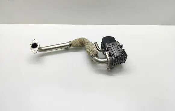 BMW 5 E60 E61 EGR valve 7548415 754841504