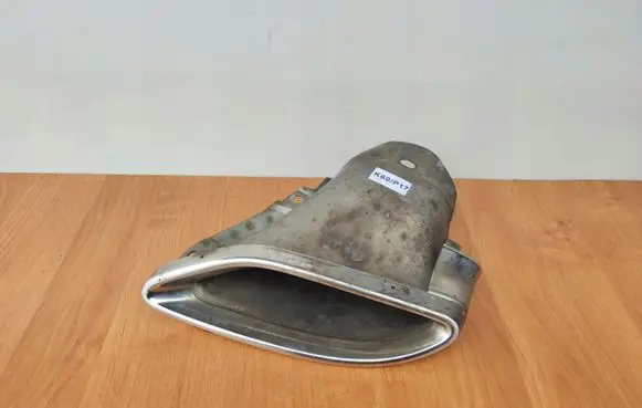Mercedes-Benz E AMG W212 Muffler trim A2124902727