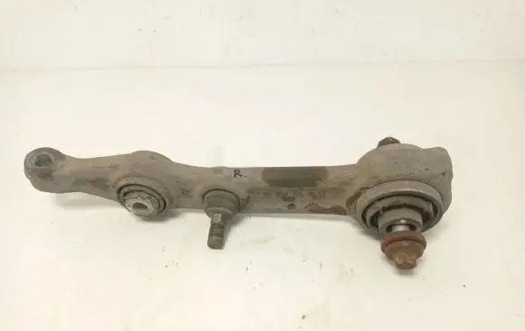 Mercedes-Benz CLS C219 Front lower control arm/wishbone A2113309207