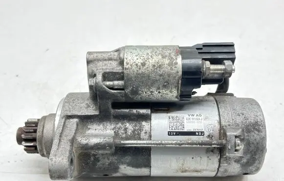 Volkswagen PASSAT B8 Starter motor 02E911024J 261016 4380000251