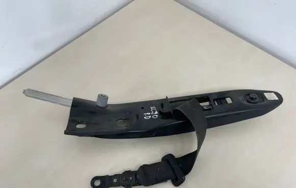 Volvo XC90 Front seatbelt 8093 30662729