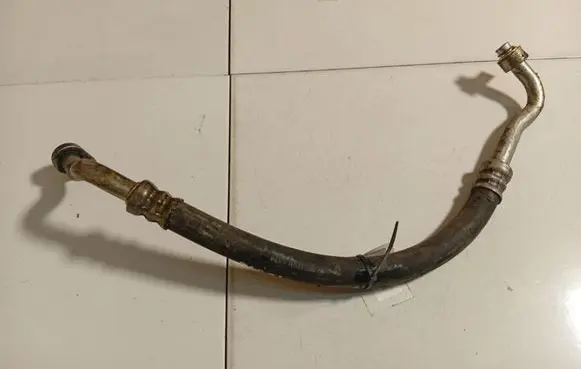 Ford Focus Air conditioning (A/C) pipe/hose 