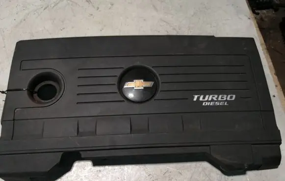 Chevrolet Orlando Engine cover (trim) 25185145