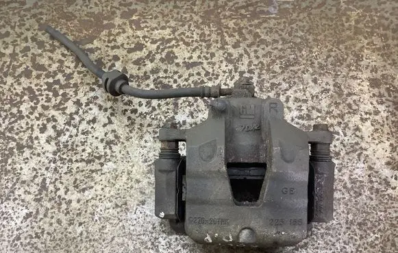 Front brake caliper