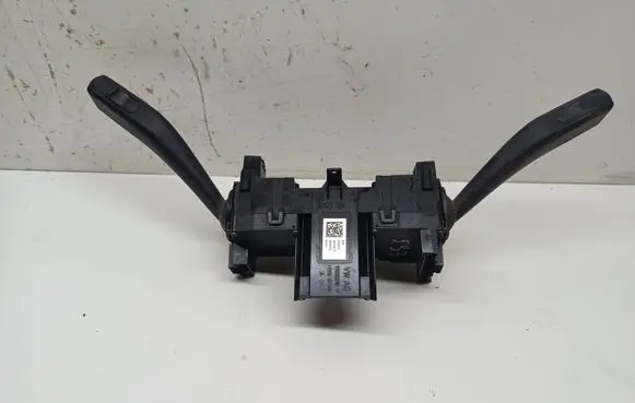 Volkswagen Jetta VI Indicator stalk 5C5953513D