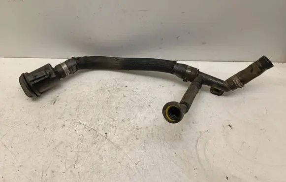 Citroen C5 Oil fill pipe 9684359980
