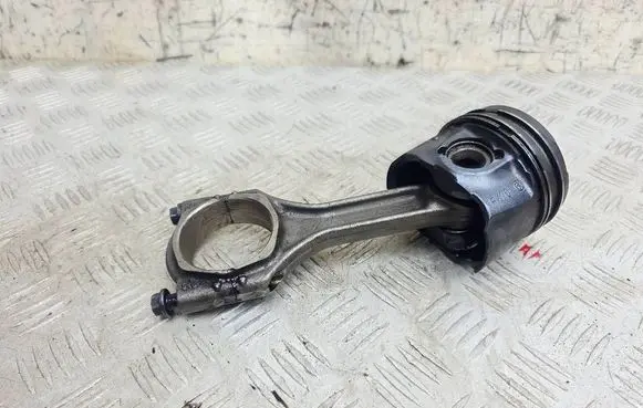 Opel Astra K Piston with connecting rod 0687776302 PK70