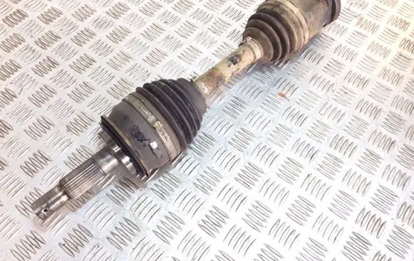 Toyota Hilux (AN10, AN20, AN30) Front driveshaft