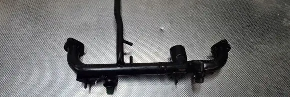 Audi A4 S4 B6 8E 8H Engine coolant pipe/hose 06C121085F