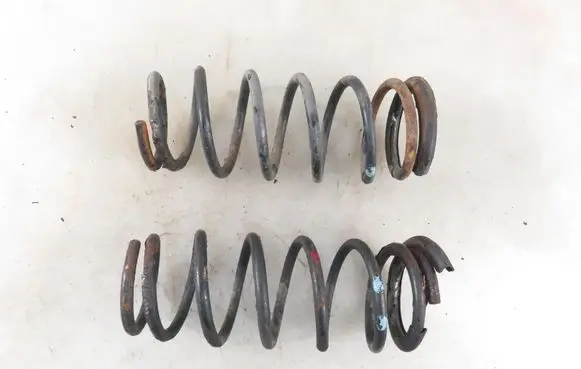 Suzuki Ignis Rear coil spring 