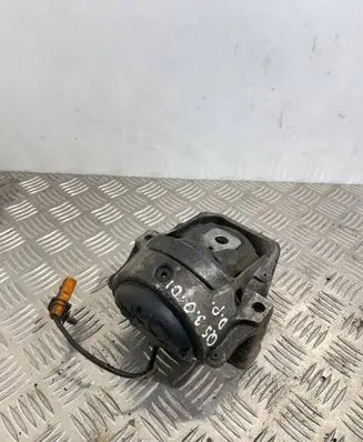 Audi Q5 SQ5 Engine mount bracket 8R0199381