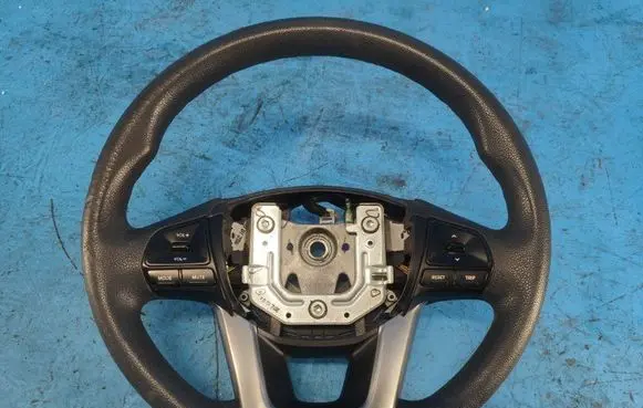 KIA Rio Steering wheel 561001W010HU