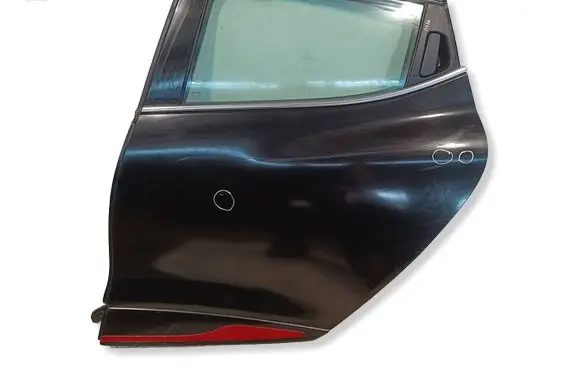 Renault Clio IV Rear door 