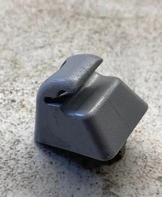 Sun visor clip/hook/bracket