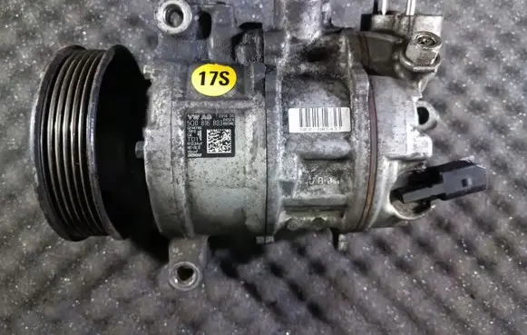 Volkswagen Golf VII Air conditioning (A/C) compressor (pump) 5Q0816803