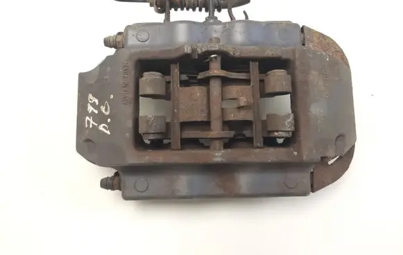 Porsche Cayenne (9PA) Rear brake caliper 5M2211
