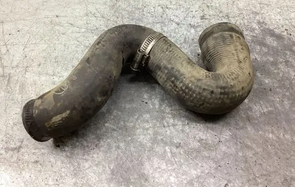 Volkswagen PASSAT B5.5 Coolant pipe/hose 090255