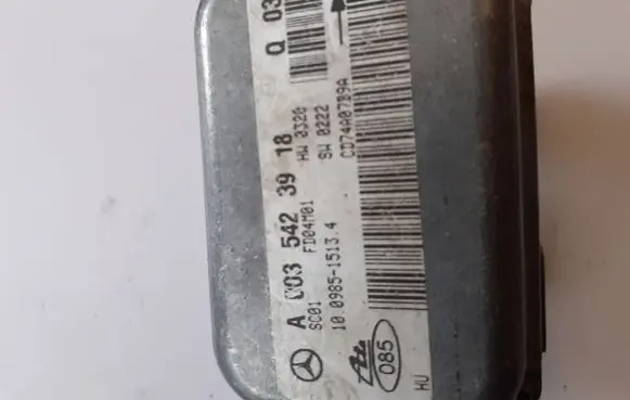 Mercedes-Benz C W203 ESP acceleration yaw rate sensor A0035423918