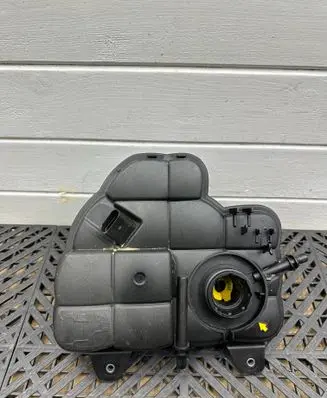BMW M5 F90 Coolant expansion tank/reservoir 8090271 10808611 PA410GF30