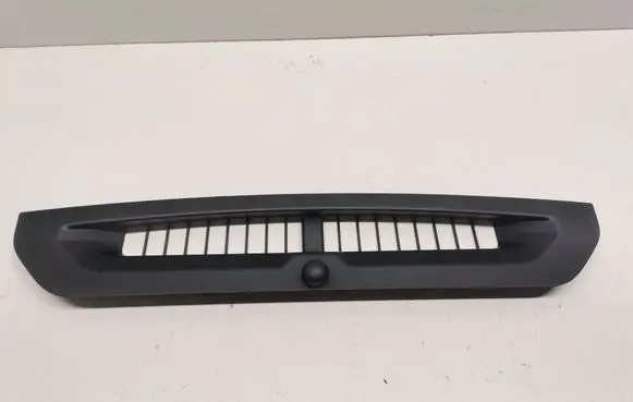 Land Rover Defender Dashboard air vent grill cover trim L8B2044A98