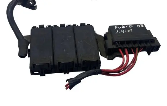 Skoda Roomster (5J) Fuse module 5J0937548