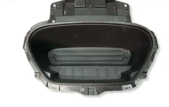 Volvo C40 Front trunk storage compartment 630160290 50905695 72965547