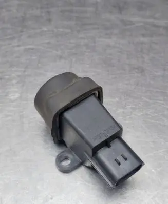 MG TF Fuel cut-off switch WQT100030