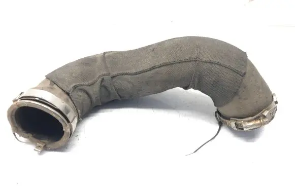 Audi A4 S4 B8 8K Intercooler hose/pipe 8K0145709E