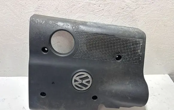 Volkswagen PASSAT B5 Engine cover (trim) 06B103935J 8439
