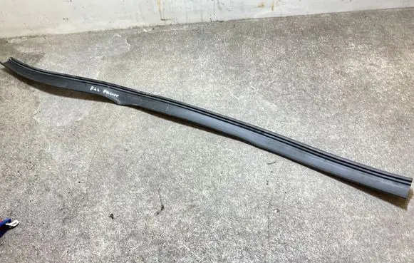 BMW 2 F44 Engine compartment rubber 7450915
