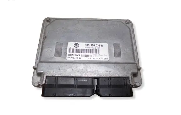 Skoda Fabia Mk1 (6Y) Engine control unit/module ECU 03D906032R