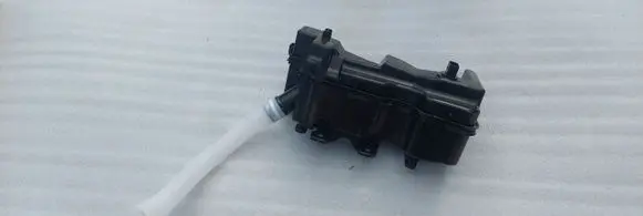 Volkswagen ID.3 Windshield washer fluid reservoir/tank 1EA955453F